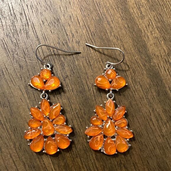 Avon Jewelry - Vintage Avon Chandelier Silver tone Earrings with Faceted Orange Gem Stones.